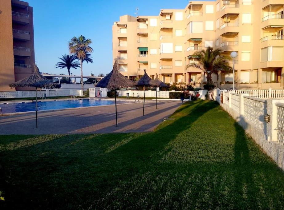 Apartamento En Primera Linea De Playa Murcia Kültér fotó